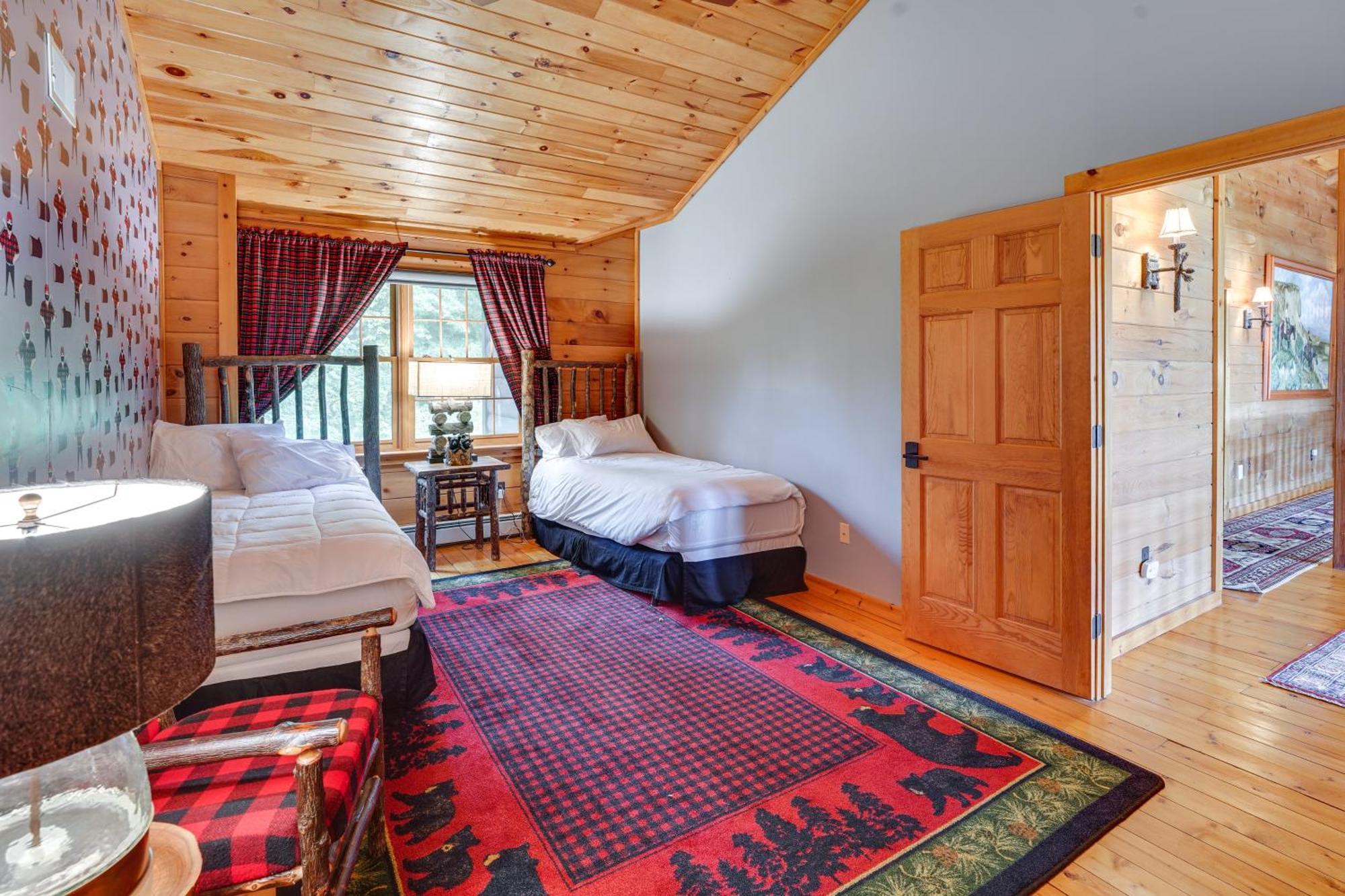 Luxury Log Cabin With Ev Charger And Mtn Views! Blairstown Zewnętrze zdjęcie